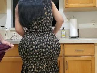 Сосут дрочат глотают сперма на лице